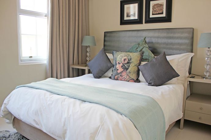 Imagen de la habitación del Hotel Long Street Boutique. Foto 10