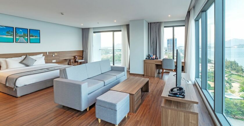 Imagen general del Hotel Long Thuan and Resort. Foto 5