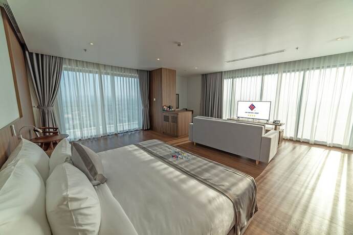 Imagen general del Hotel Long Thuan and Resort. Foto 6