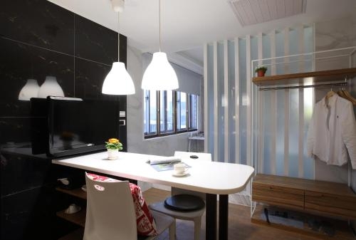 Imagen de la habitación del Hotel Long View. Foto 9