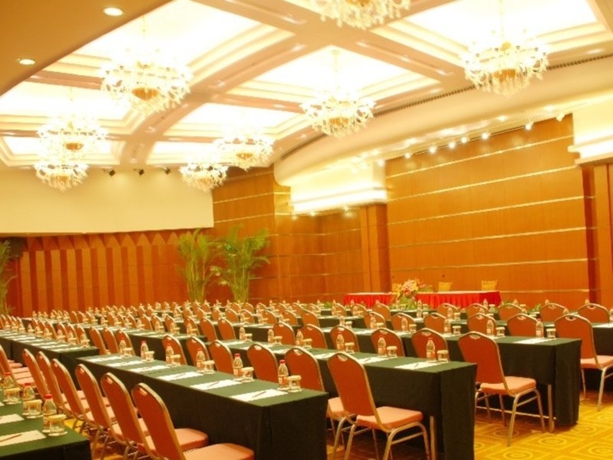 Imagen general del Hotel LongMen Hollyear Hotel Shanghai. Foto 1