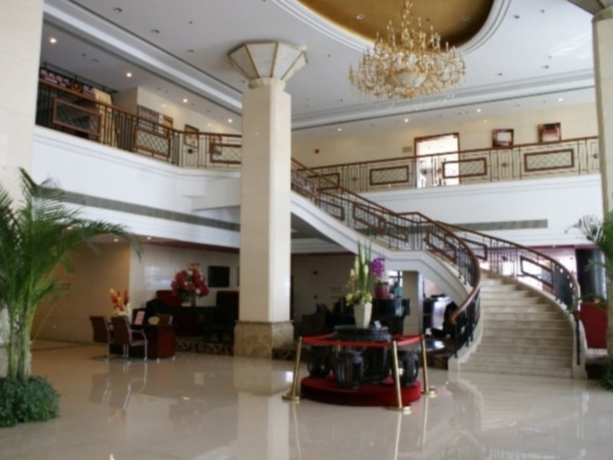 Imagen general del Hotel LongMen Hollyear Hotel Shanghai. Foto 3