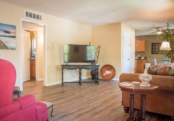 Imagen de la habitación del Hotel Longer Stay for Travelers Blocks from Hospital and Downtown Security Gates. Foto 5