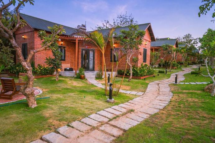 Imagen de los interiores del Hotel Longhai Channel Beach Resort. Foto 6