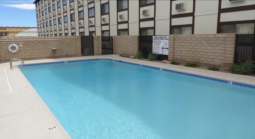 Imagen de la piscina del Hotel Longhorn Casino and. Foto 18