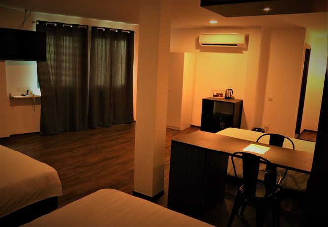 Imagen de la habitación del Hotel Longhouse. Foto 6