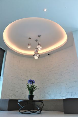 Imagen de los interiores del Hotel Longhouse. Foto 19