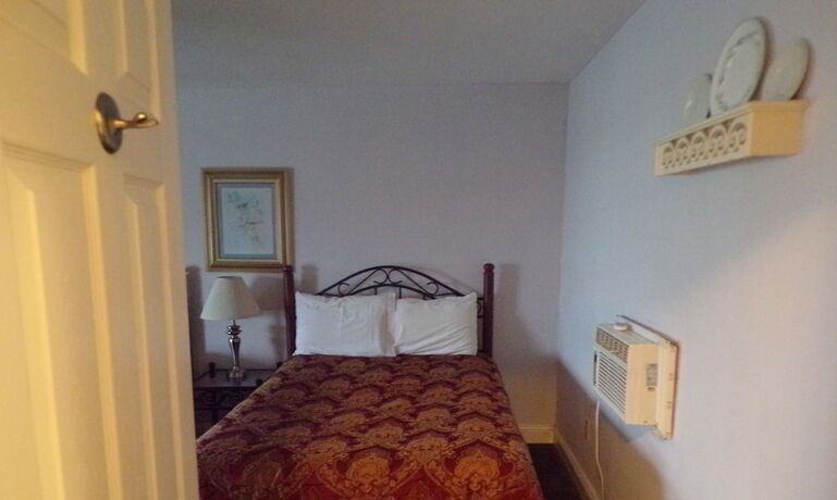 Imagen general del Hotel Longhouse Lodge Motel. Foto 10