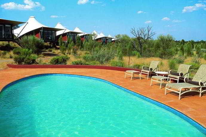 Imagen de la piscina del Hotel Longitude 131. Foto 6