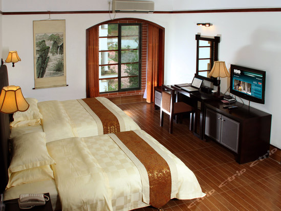 Imagen de la habitación del Hotel Longmen Hotspring Tourist Resort. Foto 6