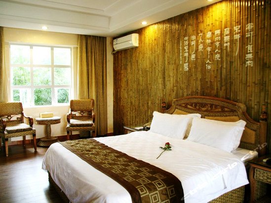 Imagen de la habitación del Hotel Longmen Natural Hotspring Resort. Foto 6