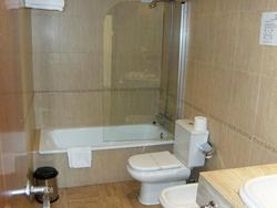 Imagen general del Hotel Longoria Avenida. Foto 5