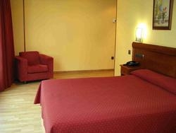 Imagen general del Hotel Longoria Avenida. Foto 7