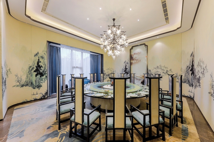 Imagen del bar/restaurante del Hotel Longquan Jinsha Hotspring. Foto 4
