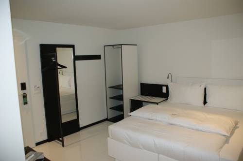 Imagen de la habitación del Hotel Longstay Residence Thessoni Home - Self Check In Serviced Apartments and. Foto 4