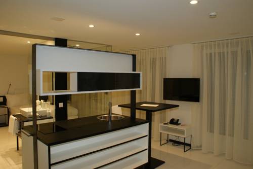 Imagen de la habitación del Hotel Longstay Residence Thessoni Home - Self Check In Serviced Apartments and. Foto 15