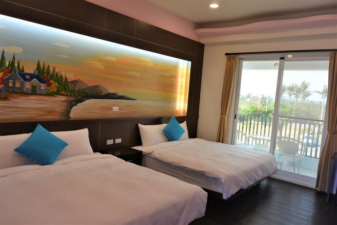 Imagen de la habitación del Hotel Longtensha. Foto 17