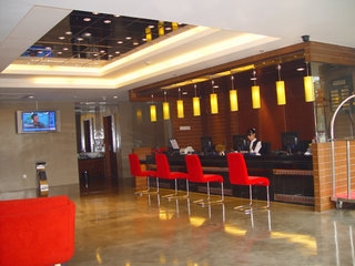 Imagen de los interiores del Hotel Longwu Jingpin. Foto 6