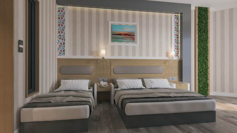 Imagen de la habitación del Hotel Lonicera Premium. Foto 6