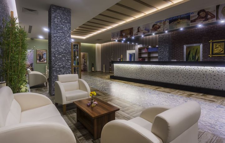 Imagen de los interiores del Hotel Lonicera Resort & Spa. Foto 20