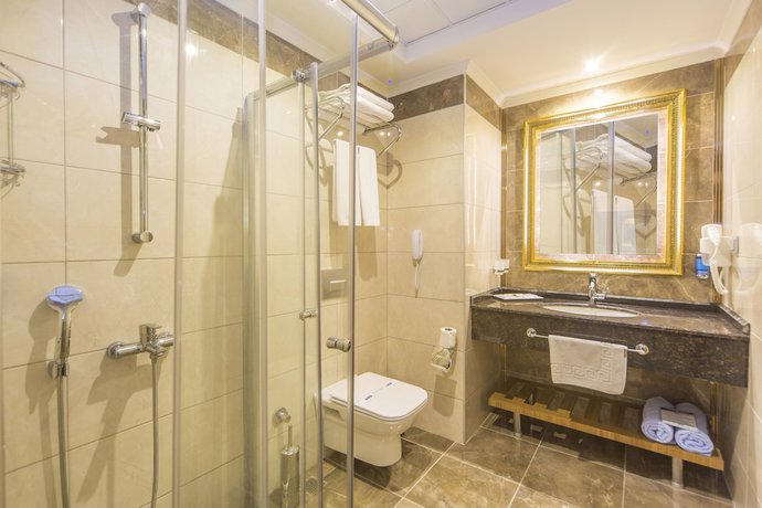 Imagen de la habitación del Hotel Lonicera Resort & Spa. Foto 11