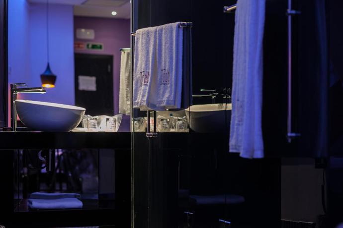 Imagen de la habitación del Hotel Loob. Foto 4