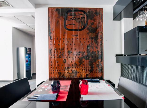 Imagen de los interiores del Hotel Loob. Foto 17