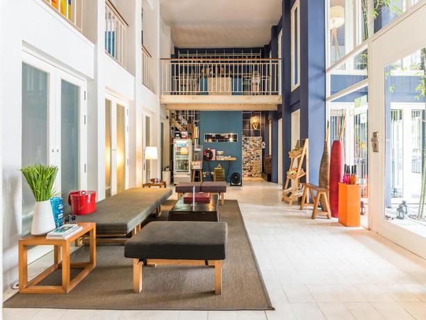 Imagen de los interiores del Hotel Loogchoob Homestay. Foto 8