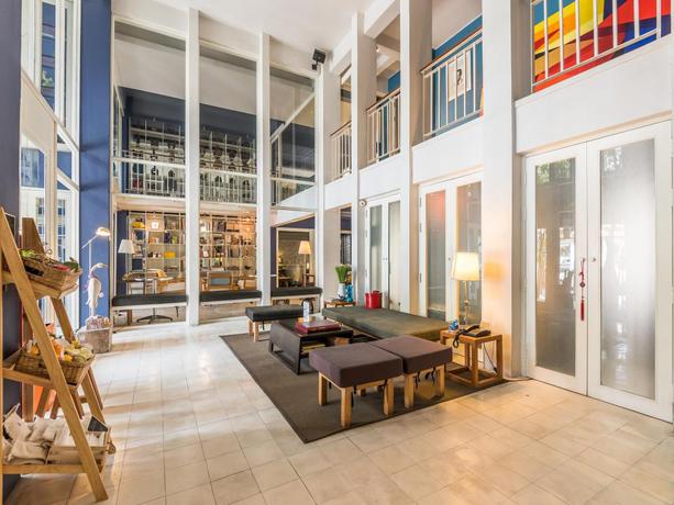 Imagen de los interiores del Hotel Loogchoob Homestay. Foto 9