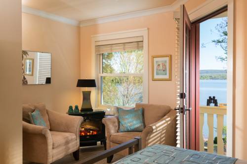 Imagen de la habitación del Hotel Lookout Point Lakeside Inn. Foto 6