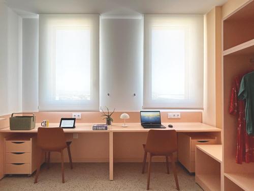 Imagen general del Hotel Loop Home Tower Burjassot. Foto 5