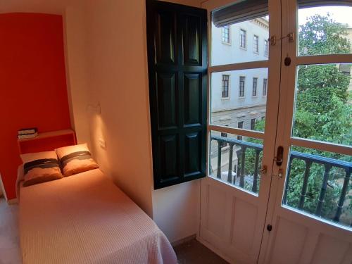 Imagen general del Hotel Loop Homes Palace Granada. Foto 4