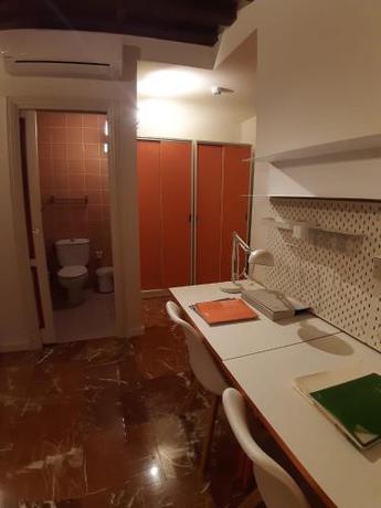 Imagen general del Hotel Loop Homes Palace Granada. Foto 14