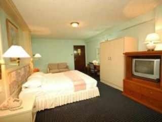 Imagen de la habitación del Hotel Lopburi Inn. Foto 10