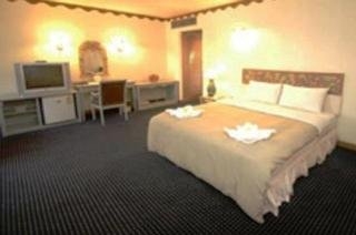 Imagen de la habitación del Hotel Lopburi Inn. Foto 12