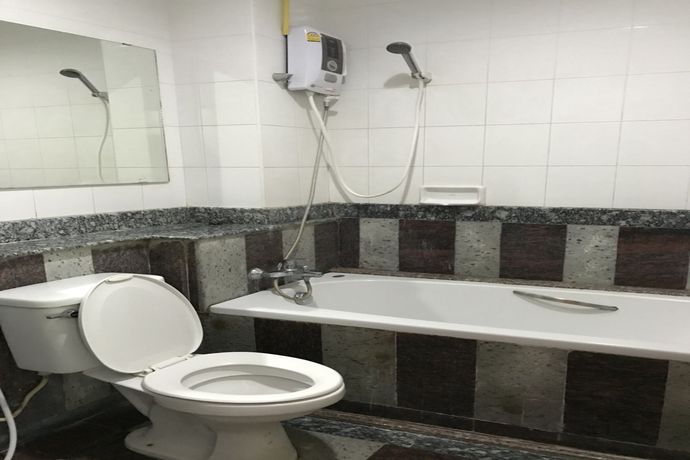 Imagen de la habitación del Hotel Lopburi Residence 2 and Resort. Foto 12