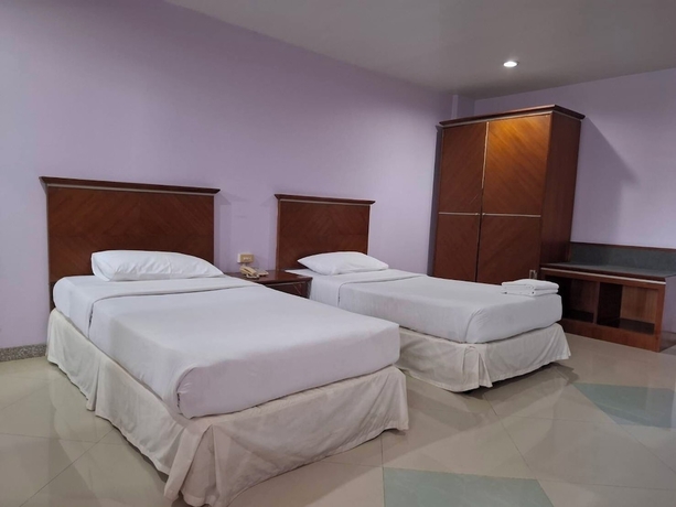 Imagen de la habitación del Hotel Lopburi Residence. Foto 8