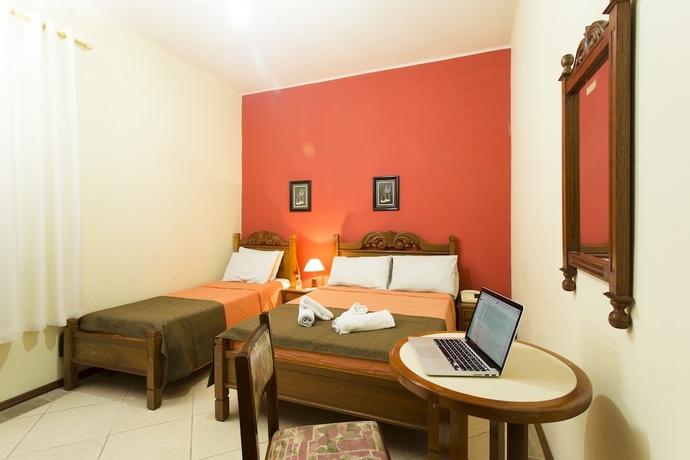 Imagen de la habitación del Hotel Lopes Caxambu. Foto 6