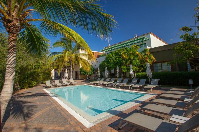 Imagen de la piscina del Hotel Lopesan Villa Del Conde Resort and Thalasso. Foto 24