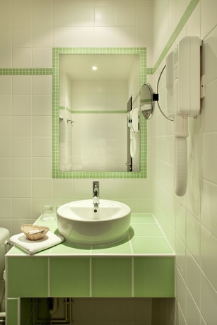 Imagen de la habitación del Hotel L'orangerie Du Chateau Des Reynats. Foto 6