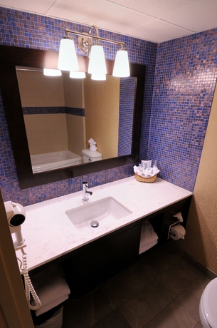 Imagen de la habitación del Hotel Lord Berri. Foto 4