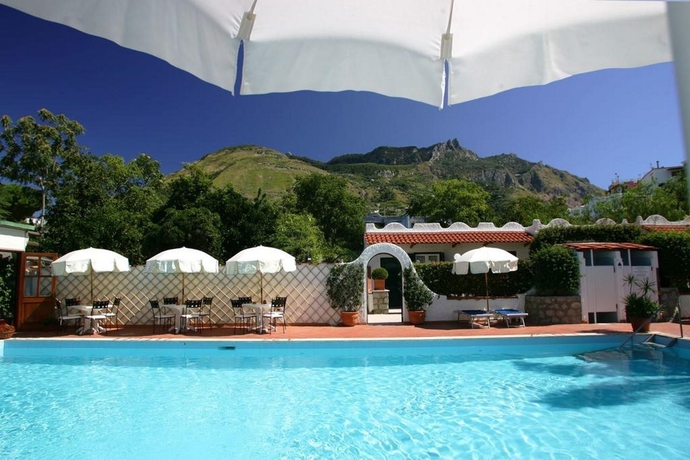 Imagen general del Hotel Lord Byron, Ischia. Foto 5