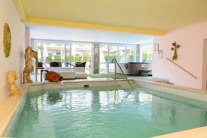 Imagen general del Hotel Lord Byron, Ischia. Foto 9