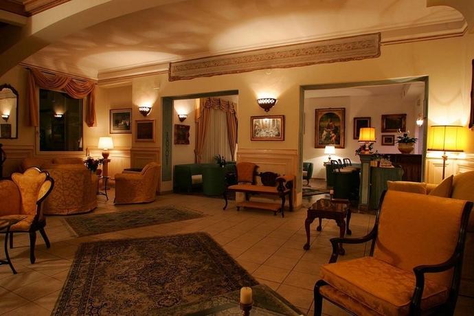 Imagen general del Hotel Lord Byron, Ischia. Foto 12