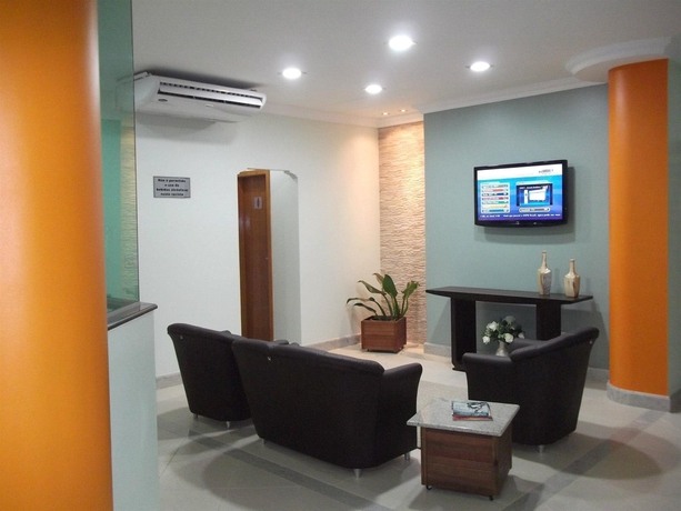 Imagen de los interiores del Hotel Lord Camburi. Foto 19