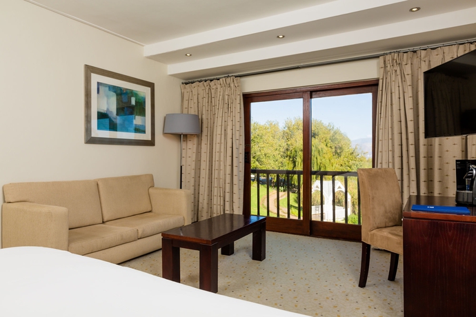 Imagen de los interiores del Hotel Lord Charles Hotel, Somerset West, a Tribute Portfolio Hotel. Foto 12