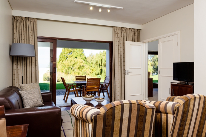 Imagen de los interiores del Hotel Lord Charles Hotel, Somerset West, a Tribute Portfolio Hotel. Foto 13