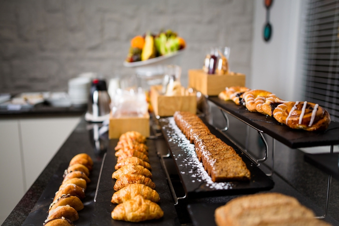 Imagen del bar/restaurante del Hotel Lord Charles Hotel, Somerset West, a Tribute Portfolio Hotel. Foto 3