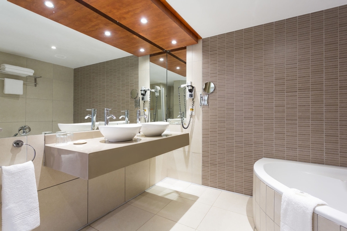 Imagen de la habitación del Hotel Lord Charles Hotel, Somerset West, a Tribute Portfolio Hotel. Foto 6