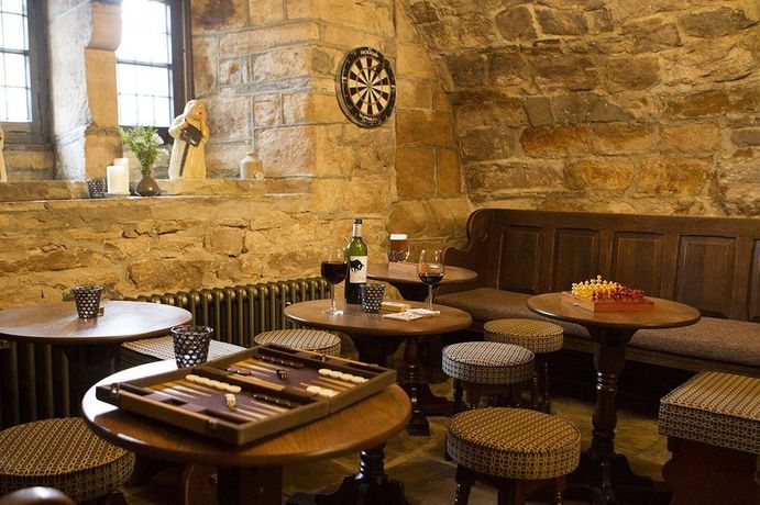 Imagen de los interiores del Hotel Lord Crewe Arms. Foto 13